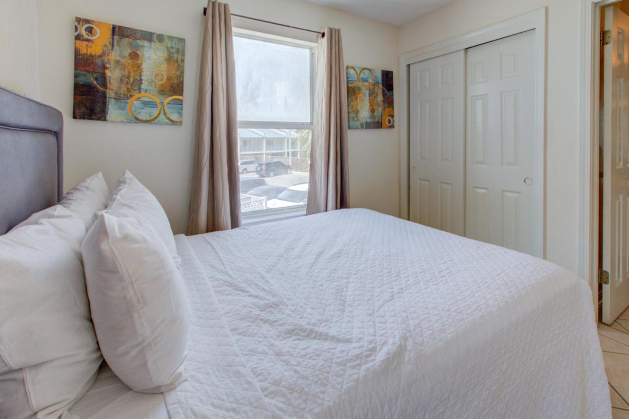 Gulfview Condominiums Destin Rom bilde